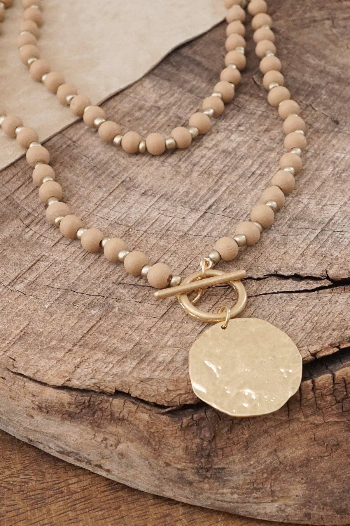 Neutral Wooden Bead Short Coin Necklace