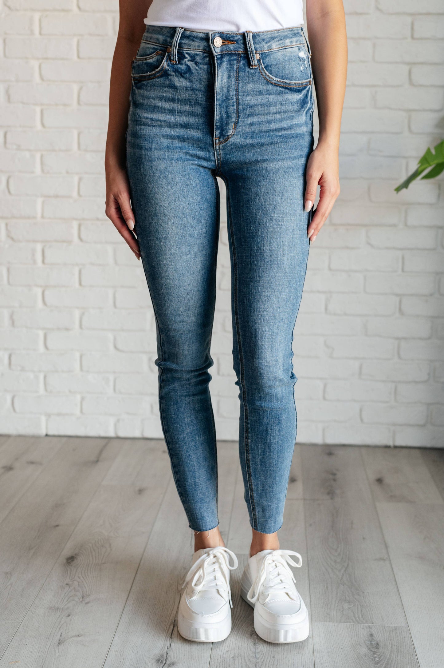 Judy Blue Tummy Control Skinny Jeans