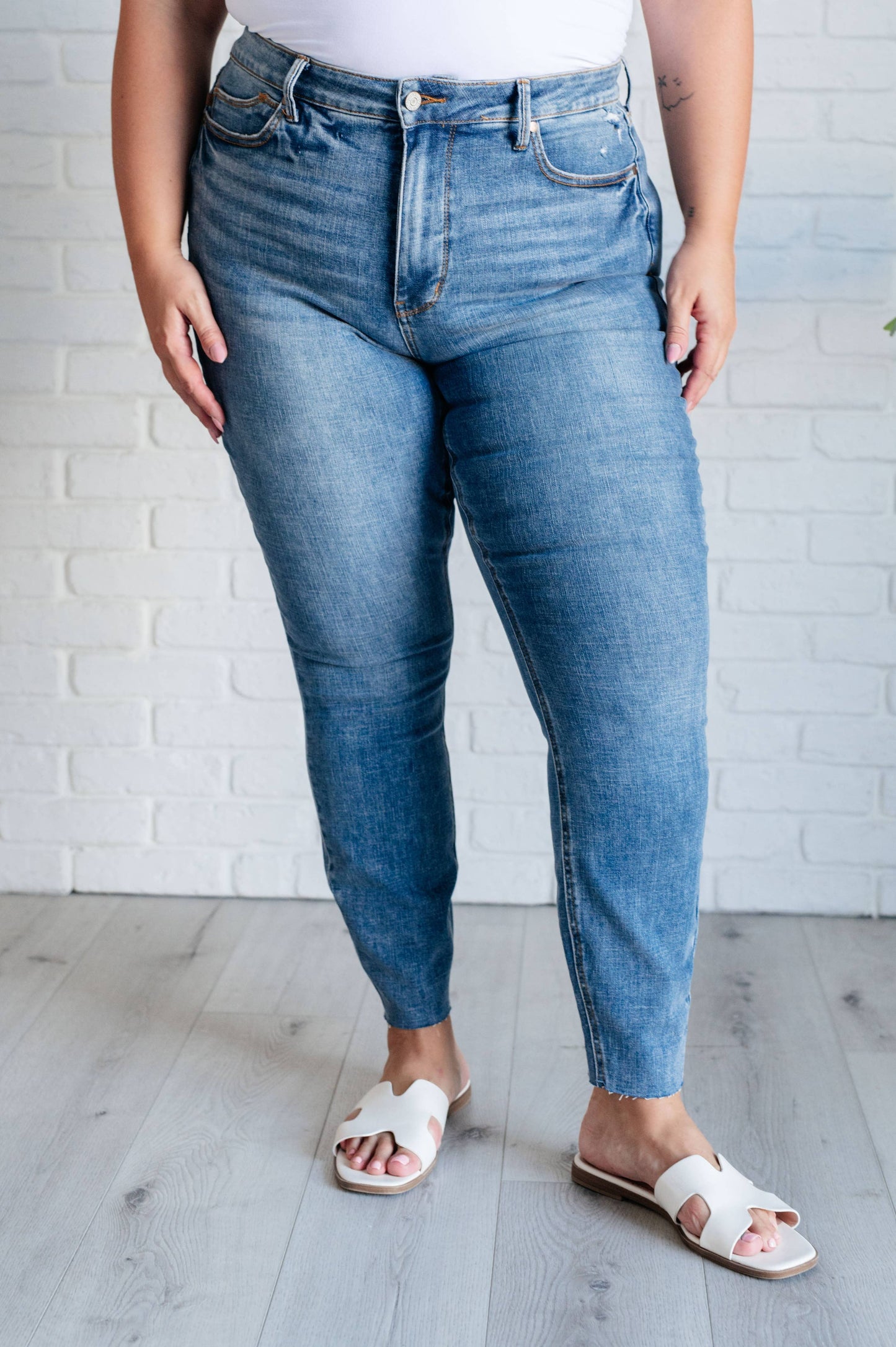 Judy Blue Tummy Control Skinny Jeans