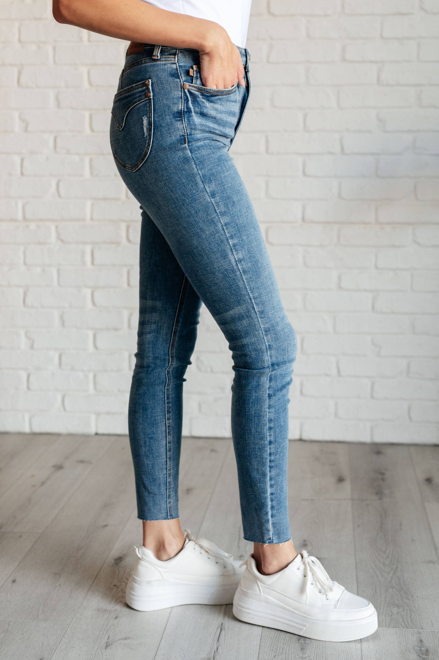 Judy Blue Tummy Control Skinny Jeans