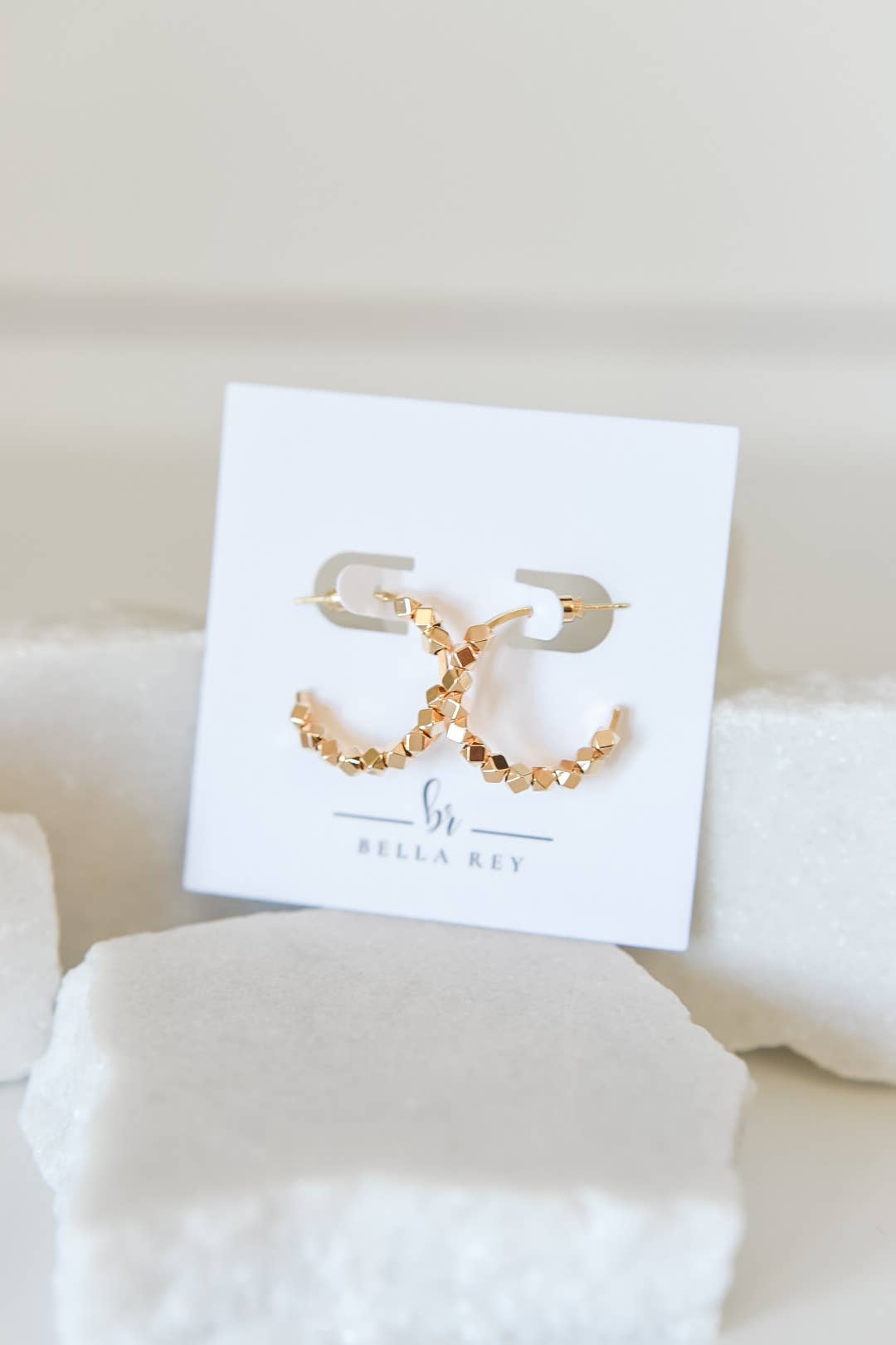 The Suri hoop studs 18k | hypoallergenic